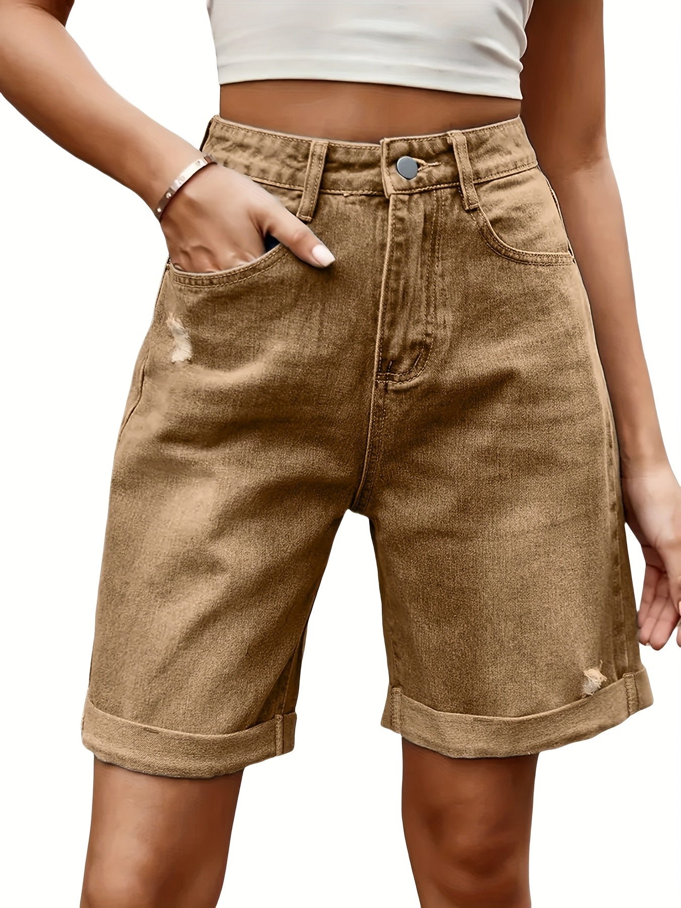 Szorty damskie z wywiniętymi nogawkami i klasycznym zapięciem