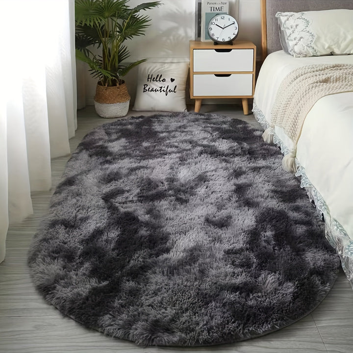 Owalny pluszowy dywan – miękki i stylowy dodatek do dekoracji sypialni i salonu