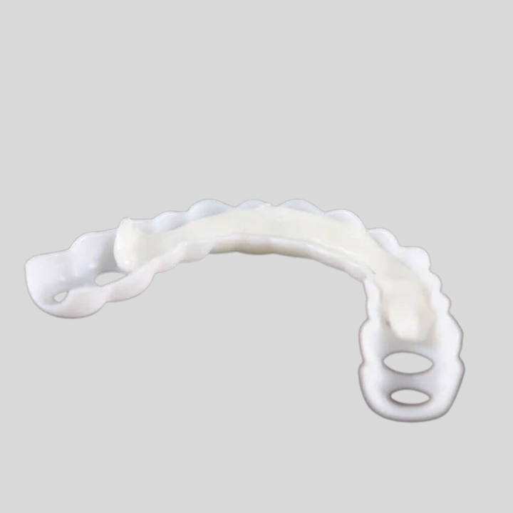 Licówki Snap-On Smile poprawiające uśmiech