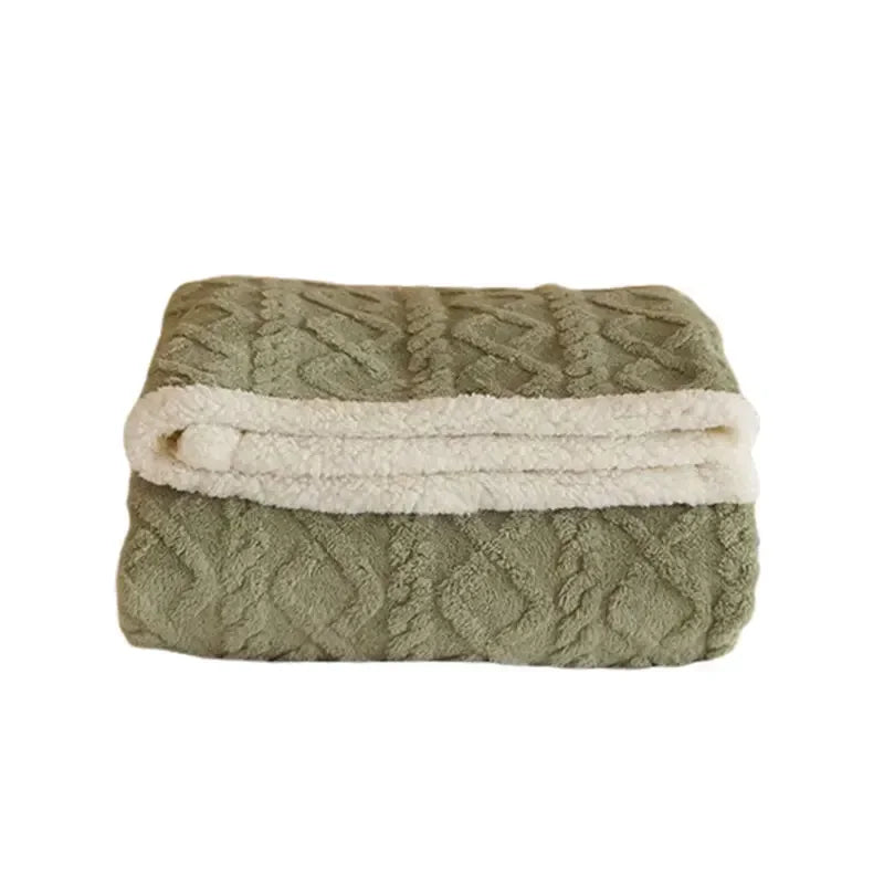 Gruby zimowy koc z wełny jagnięcej - WarmWool