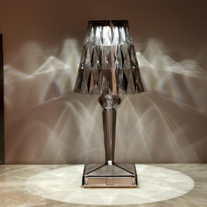 Kryształowa lampa stołowa z obsługą dotykową – LumeCrystal