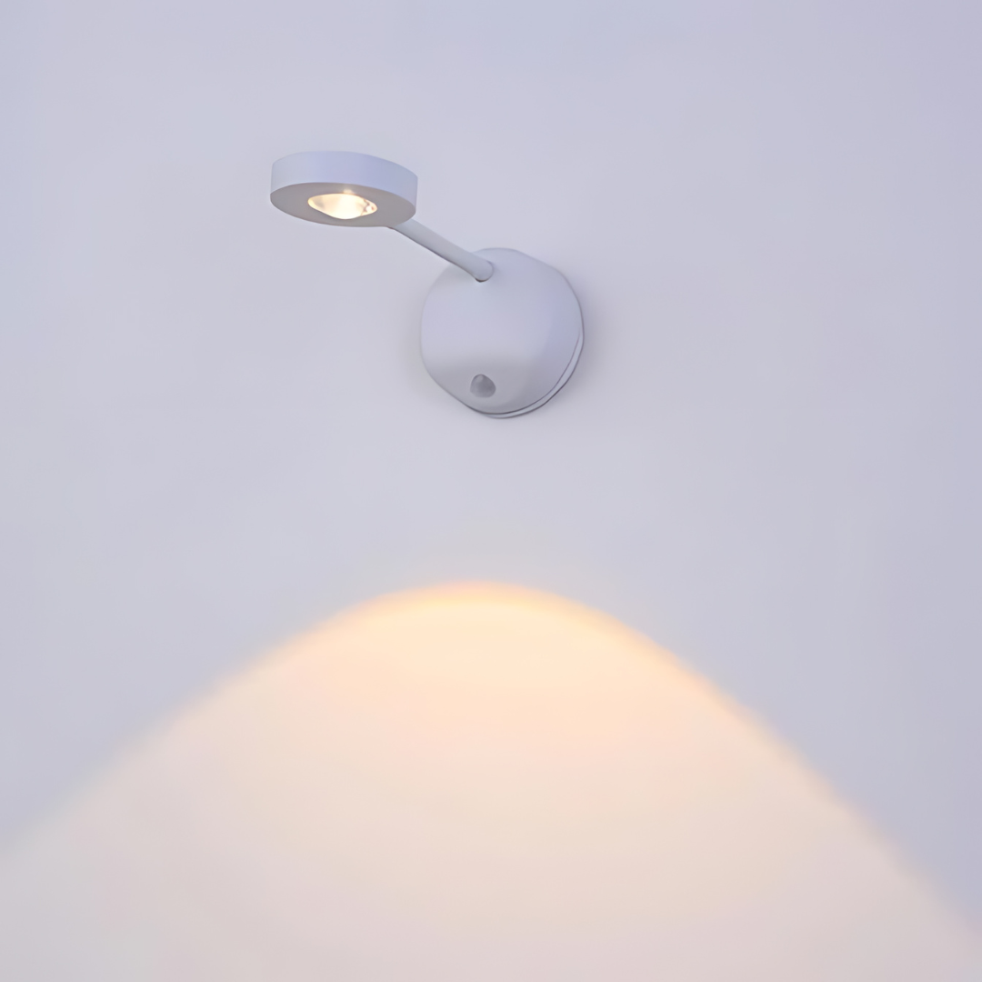 Bezprzewodowy Reflektor LED z Czujnikiem Ruchu – Spark360