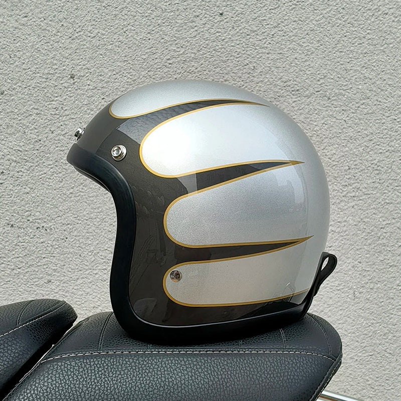 Zabytkowy kask AeroGuard z certyfikatem DOT i ECE