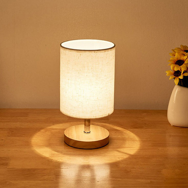 Stylowa minimalistyczna lampa stołowa – LinenWood