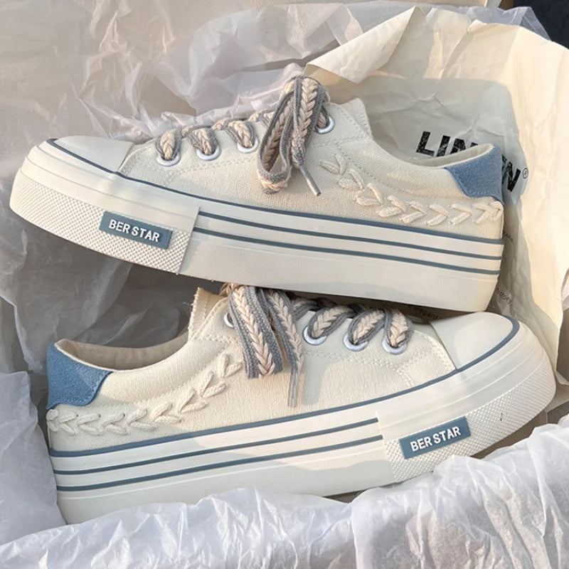 Sneakersy Canvas na Platformie