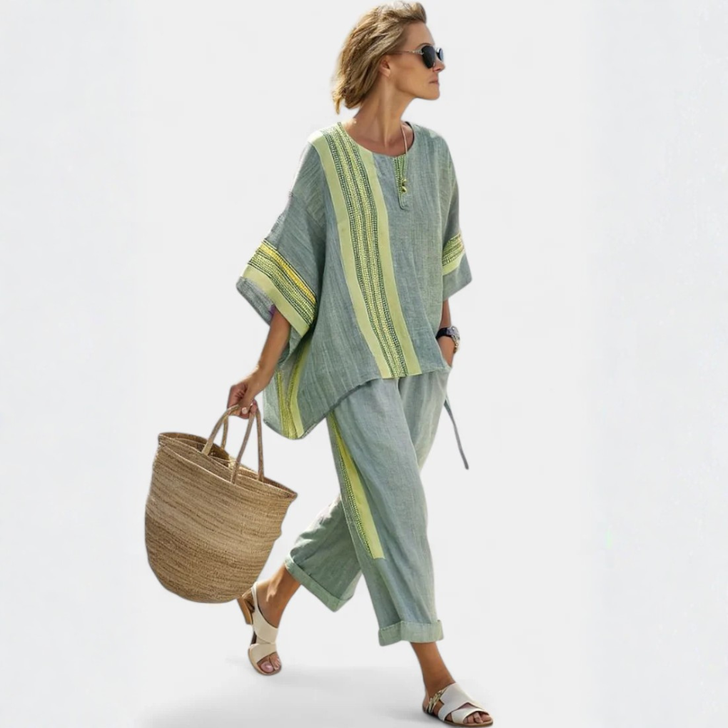 Stylowy Komplet Damski Oversize z Luźną Bluzką i Spodniami