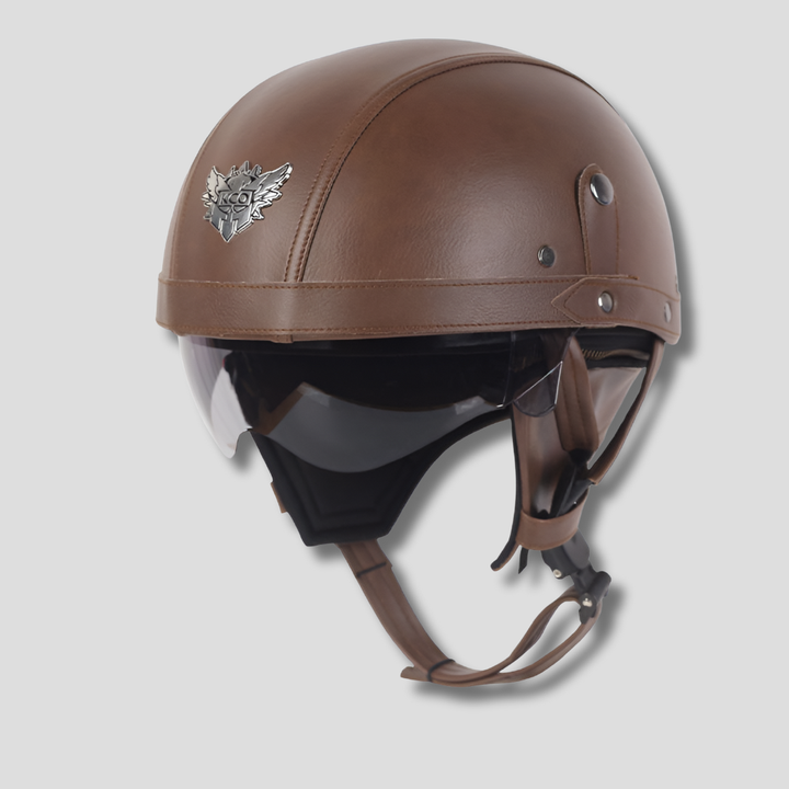 Zabytkowy kask motocyklowy z chowaną osłoną