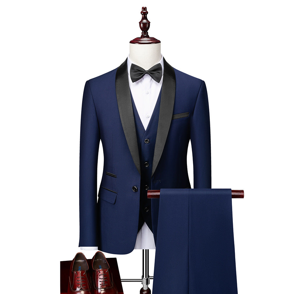 Męski trzyczęściowy garnitur o dopasowanym kroju (slim fit)