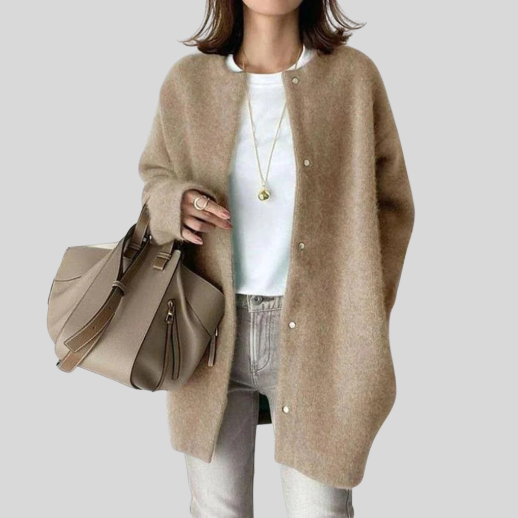 Elegancki kardigan – wyrafinowana warstwa dzianiny