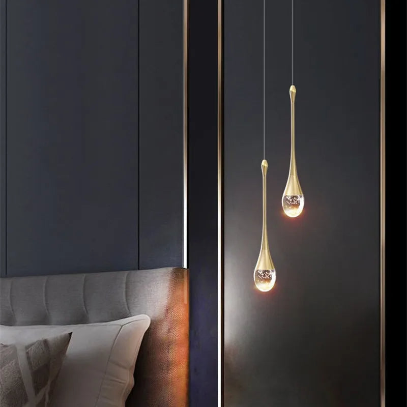 Szklana lampa wisząca o ciepłym świetle - Vetra