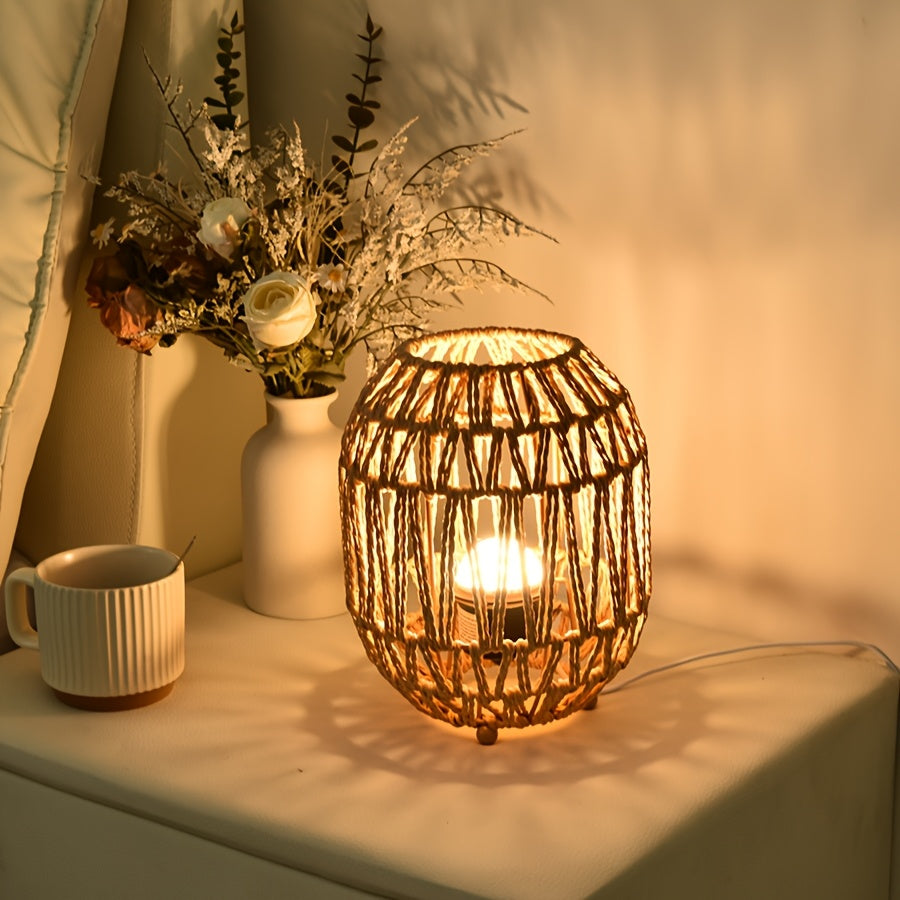 Boho lampa stołowa z rattanu – ręcznie wykonany akcent świetlny do sypialni lub salonu