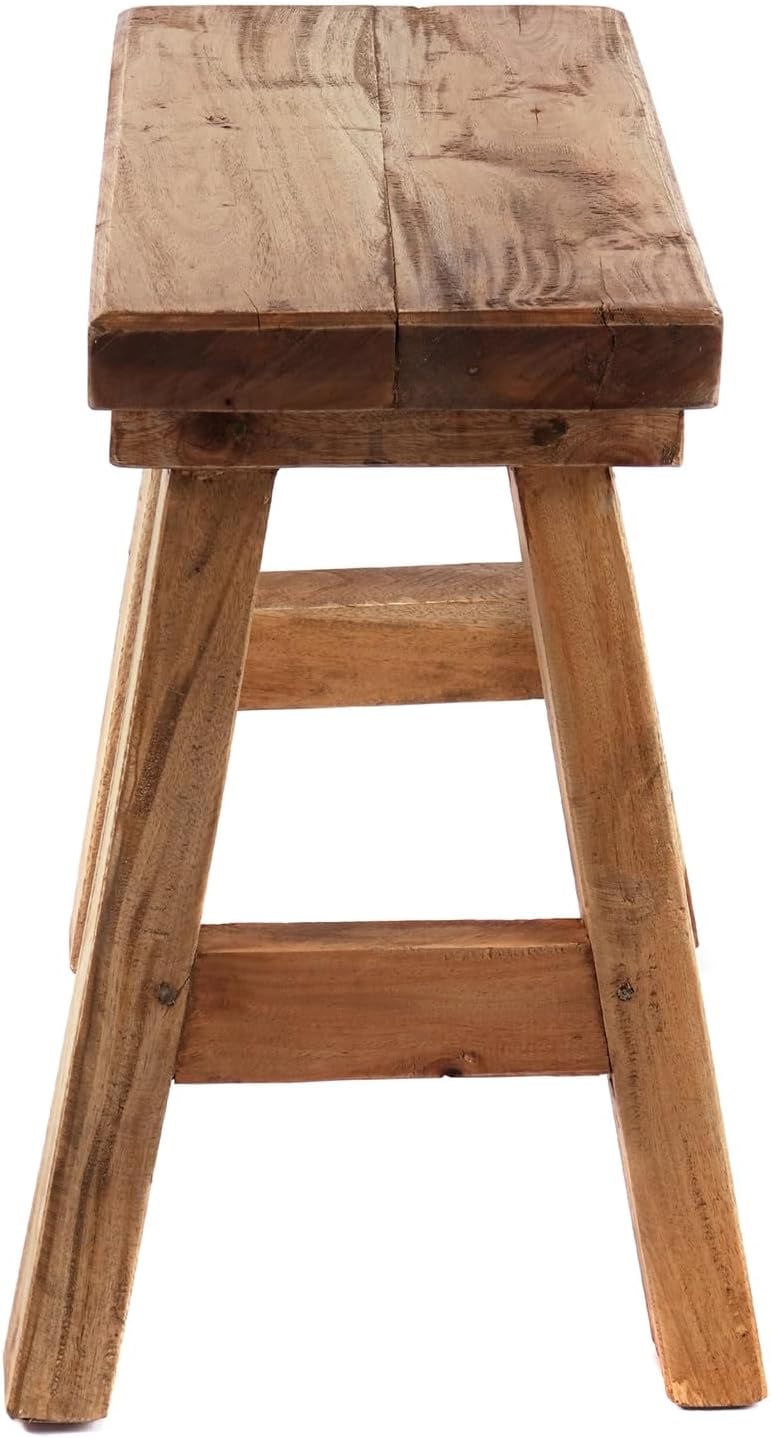 Taboret z litego drewna o prostokątnej formie