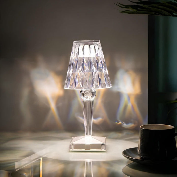 Kryształowa lampa stołowa z obsługą dotykową – LumeCrystal