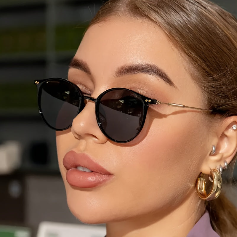 Eleganckie okulary przeciwsłoneczne dla kobiet – połączenie metalu i plastiku na słoneczne dni