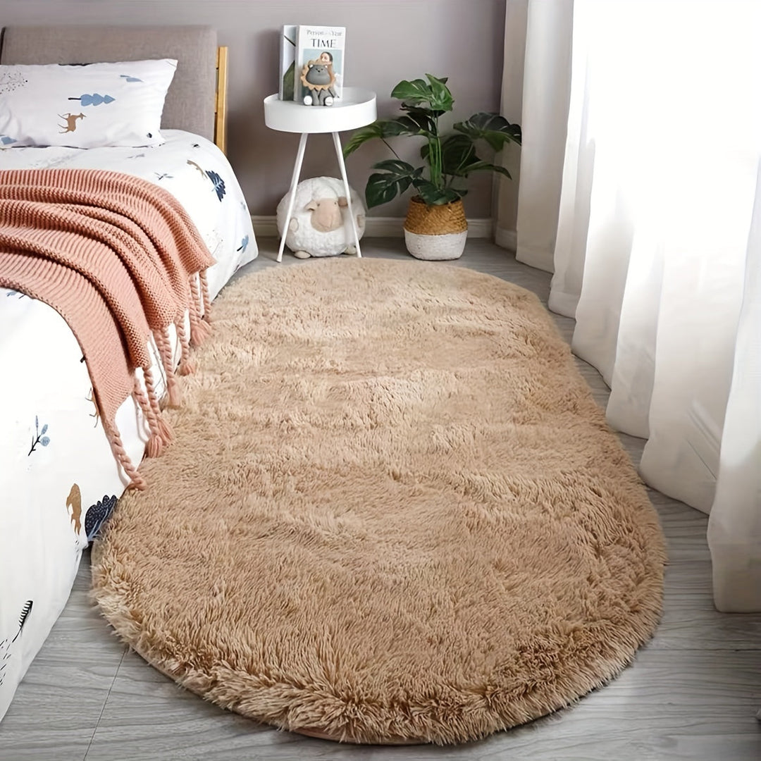 Owalny pluszowy dywan – miękki i stylowy dodatek do dekoracji sypialni i salonu