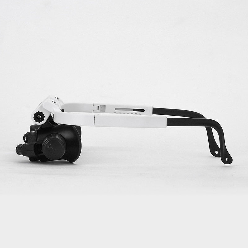 MagnifiView Pro | Regulowana lupa LED z soczewkami 8x, 15x i 23x