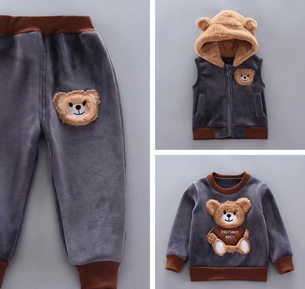 Trzyczęściowy zestaw dla niemowląt i małych dzieci z motywem misia – BearHugs