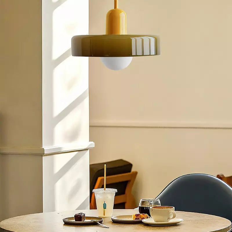 Kolorowa lampa wisząca w stylu Bauhaus - StiloGlas