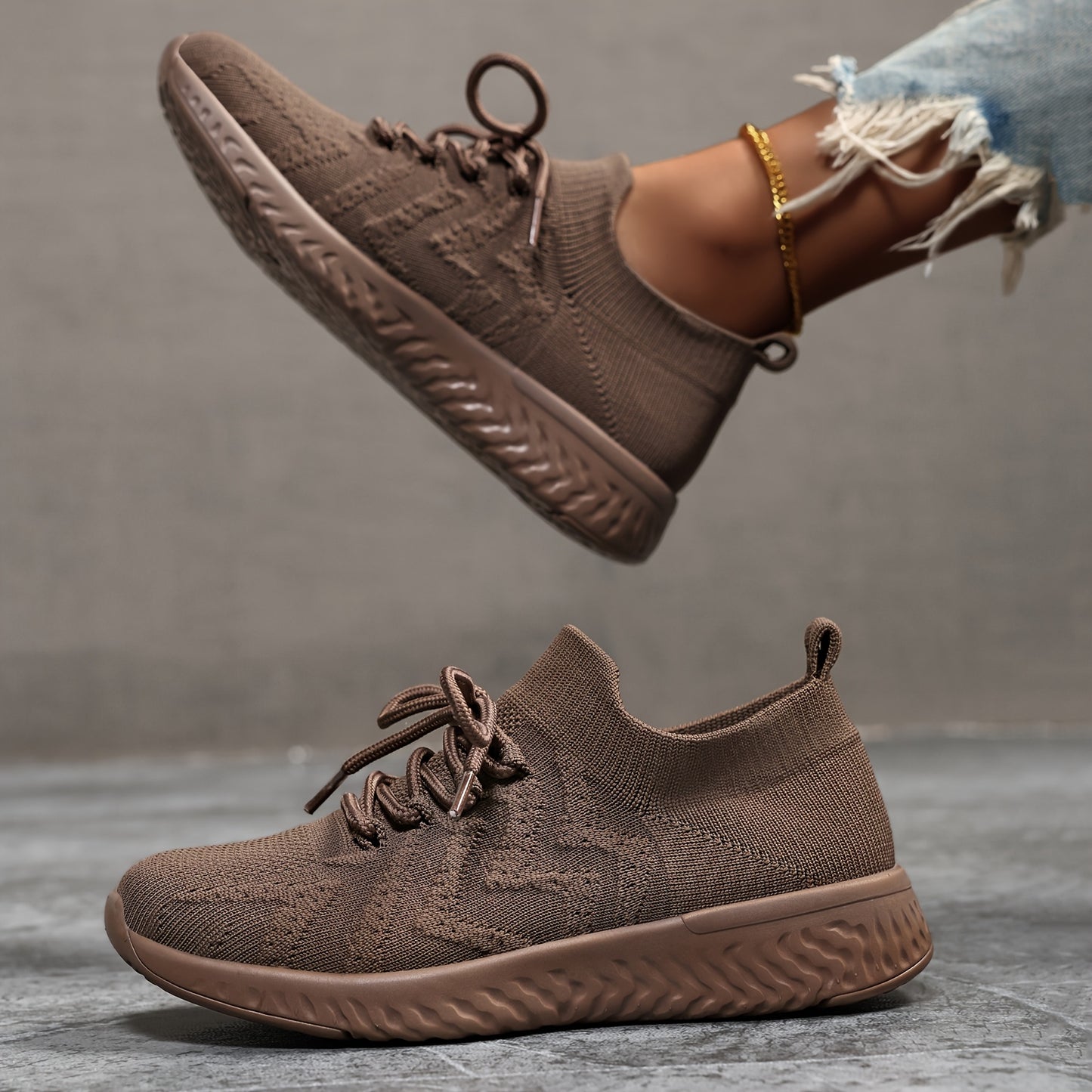 Buty damskie sportowe z dzianinową cholewką sznurowaniem i podwyższoną podeszwą