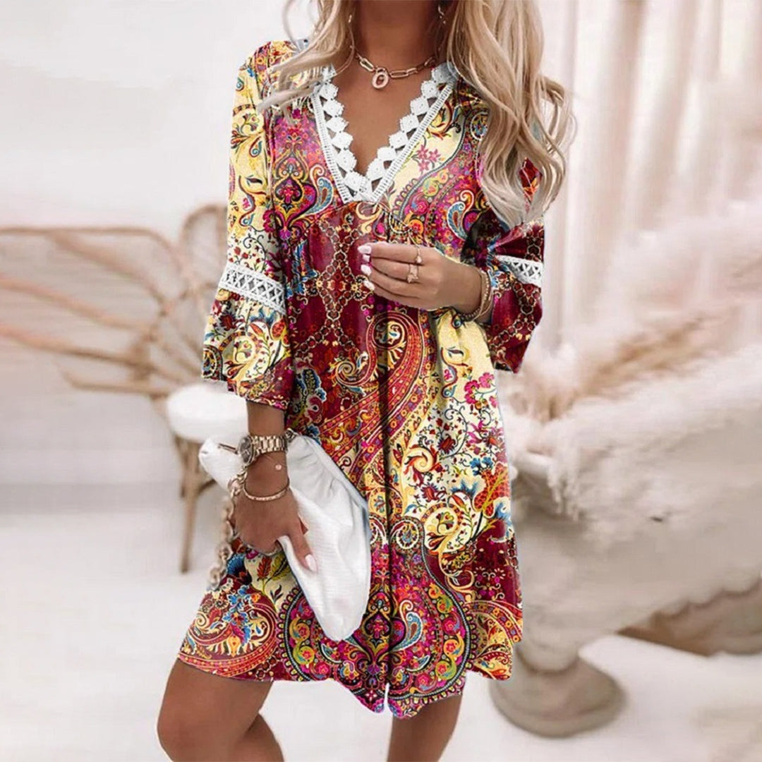 Boho Lato Sukienka z Detalami Szydełkowymi