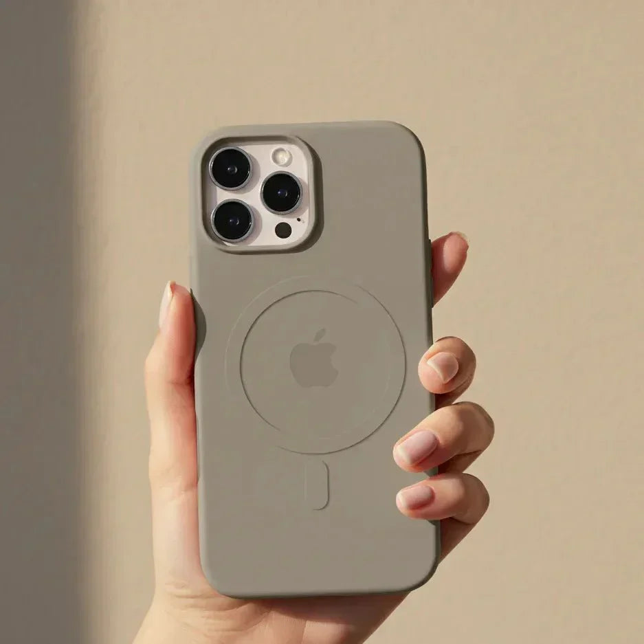 MAGNESOFT LUXE – Magnetyczne Silikonowe Etui z Powierzchnią Soft-Touch do iPhone