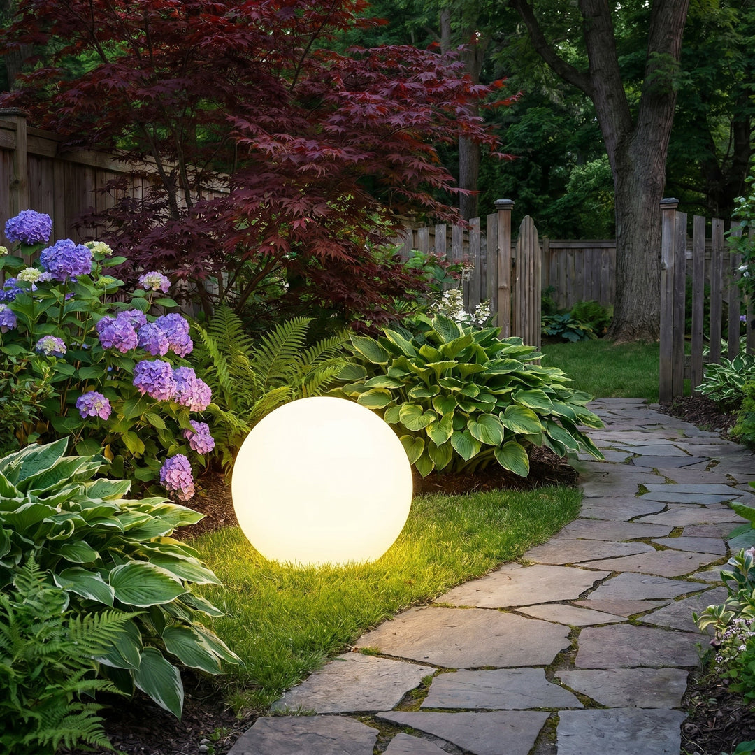 Solarna lampa ogrodowa w kształcie kuli – bezprzewodowa, wodoszczelna lampa zewnętrzna