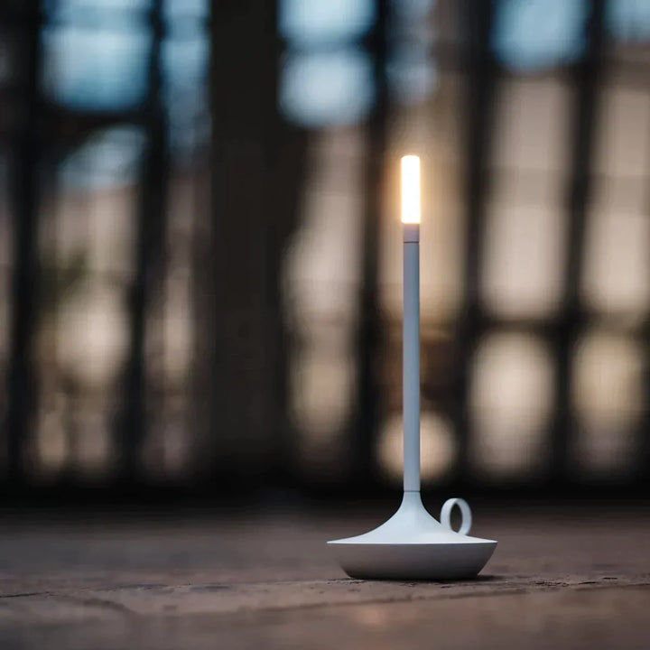Subtelna lampa stołowa - Aurelia