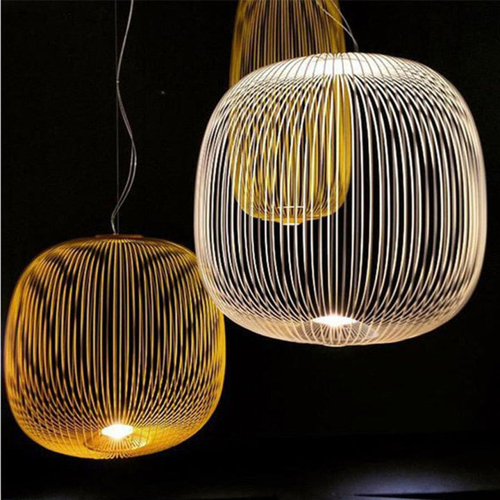 Lampa wisząca z motywem promieni, żelazna, szerokość 35 cm, wysokość zwisu 135 cm
