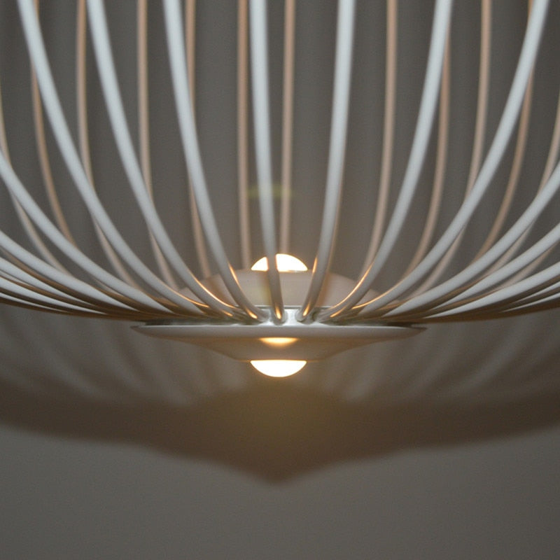 Lampa wisząca z motywem promieni, żelazna, szerokość 35 cm, wysokość zwisu 135 cm