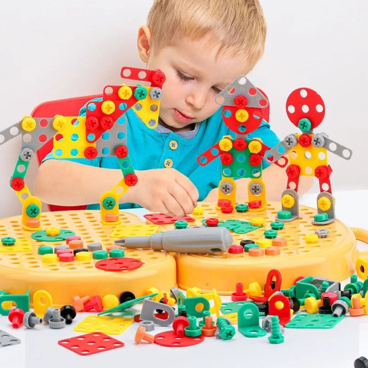 Zestaw Montessori skrzynka z narzędziami dla dzieci z zabawkową wiertarką, 204 elementy