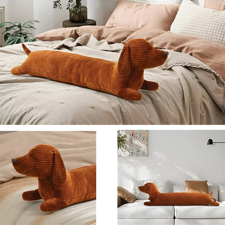 Pluszowa ergonomiczna poduszka jamnik – DaxiRest