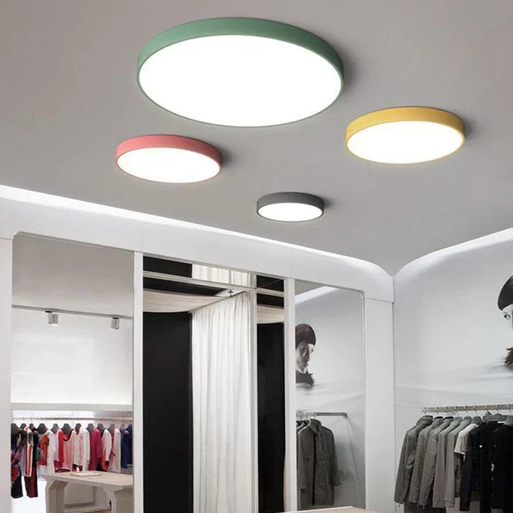 Okrągła lampa sufitowa LED z metalową ramą