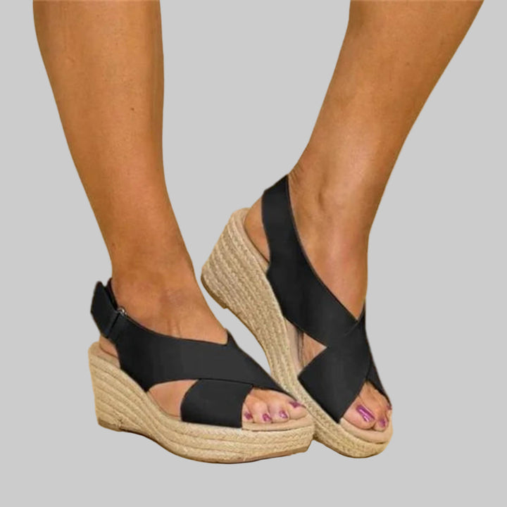 Damskie espadryle na koturnie
