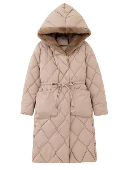 Płaszcz damski pikowany z wiązaniem w talii i dużym kapturem