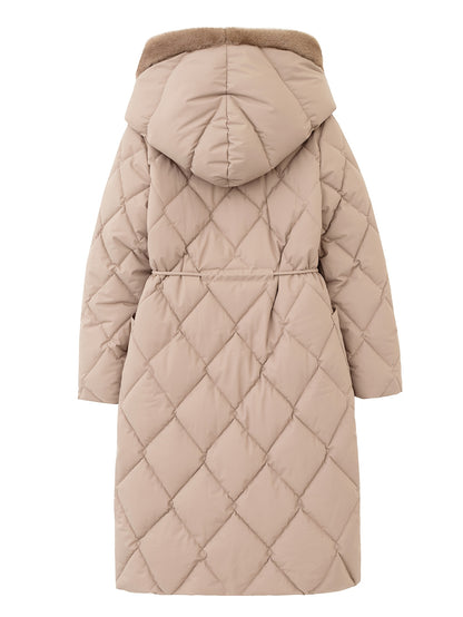 Płaszcz damski pikowany z wiązaniem w talii i dużym kapturem