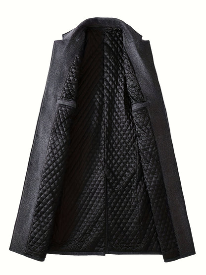 Płaszcz męski z kołnierzem klasycznym kieszeniami z klapkami i grubszą pikowaną podszewką