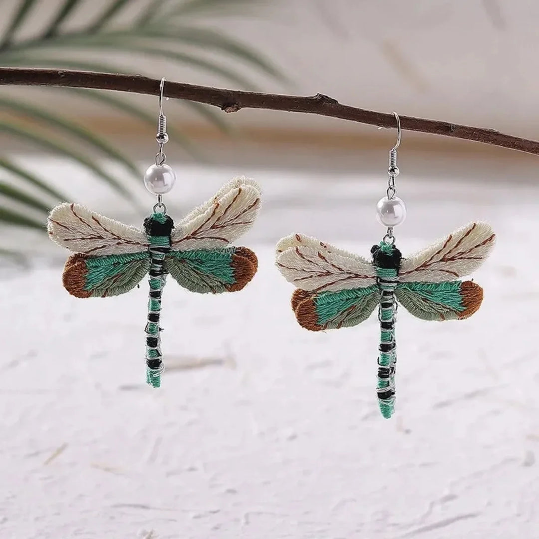Boho kolczyki z haftowaną ważką