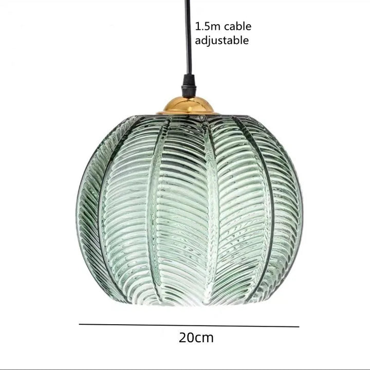 Szklana lampa wisząca w kształcie kuli