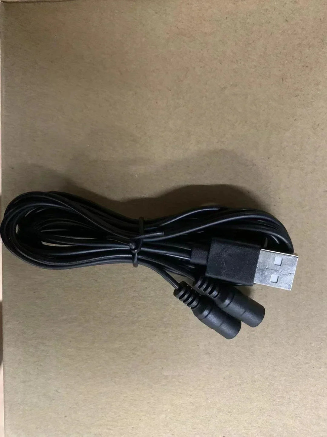 Ogrzewane wkładki z USB i ciepłem z włókna węglowego