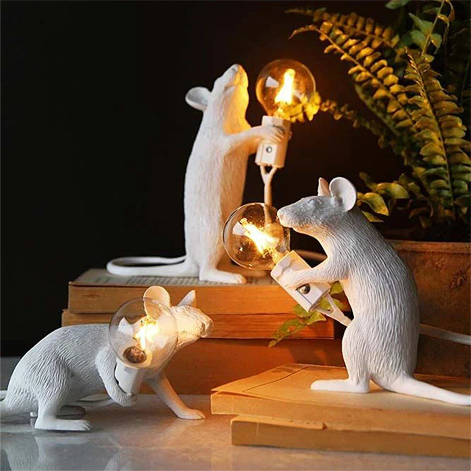 LumiMaus Lampa Stołowa LED | Lampa w Kształcie Myszki w Nowoczesnym Stylu Art Deco dla Klimatycznego Oświetlenia