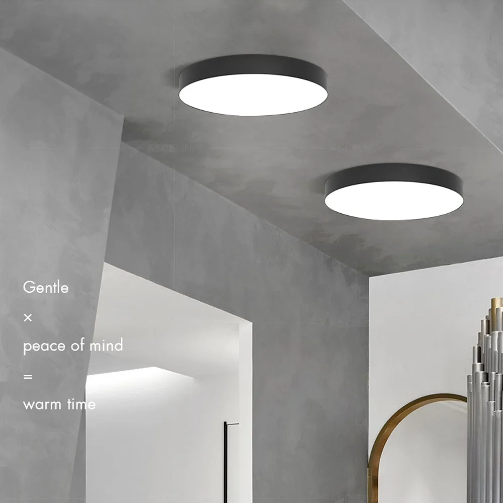 Okrągła lampa sufitowa LED z metalową ramą