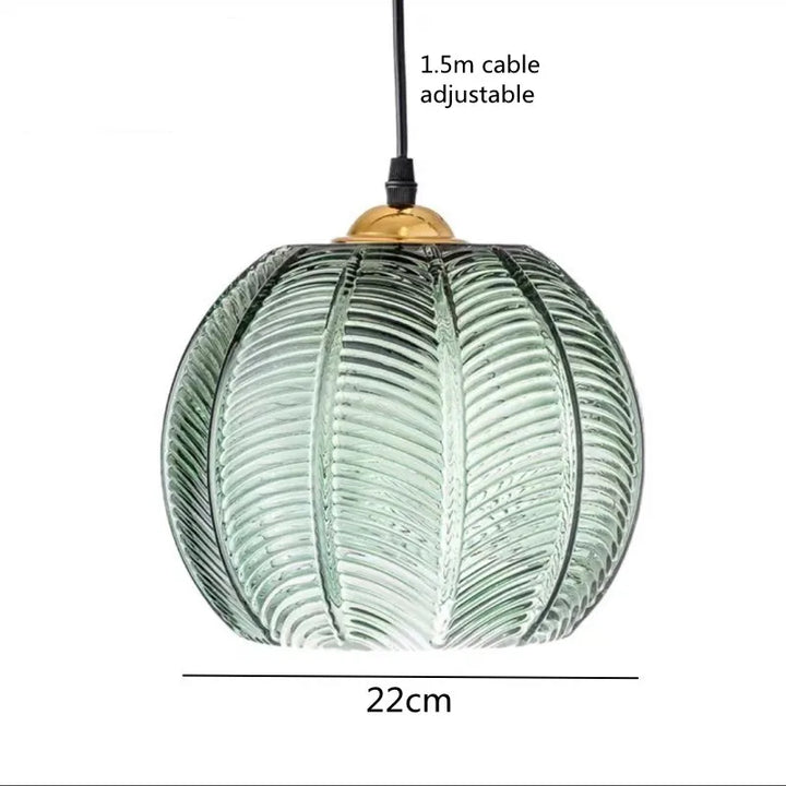 Szklana lampa wisząca w kształcie kuli