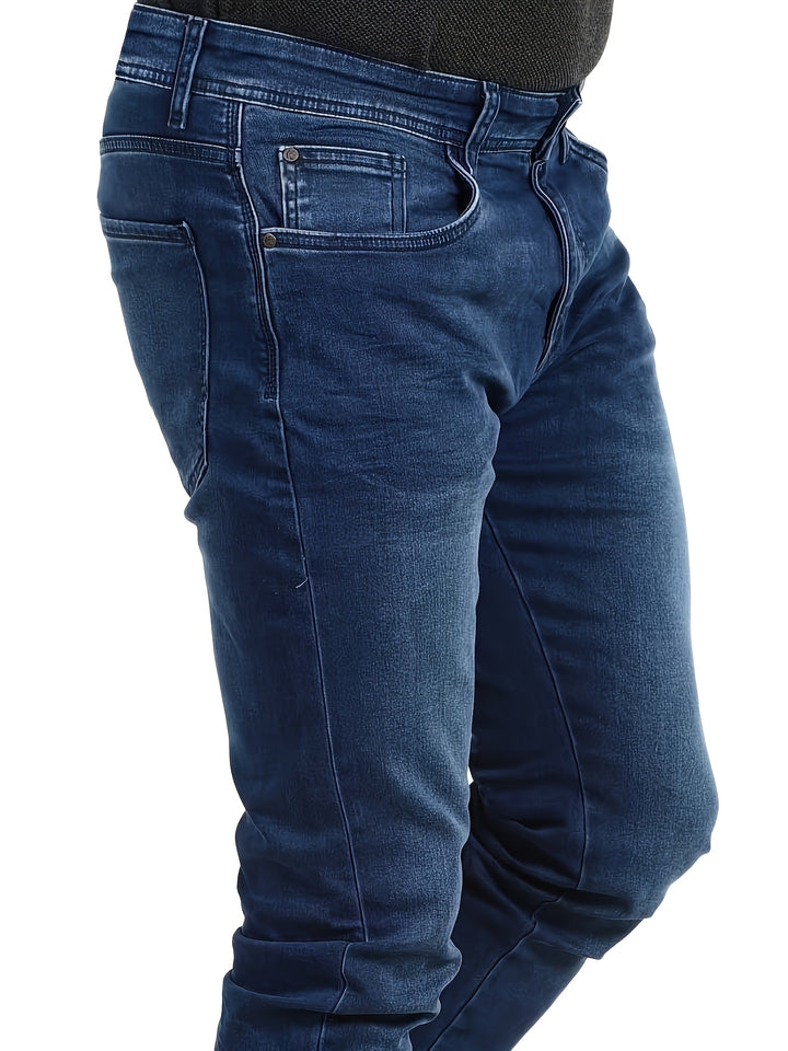 Spodnie męskie imitujące denim ze zwężanymi nogawkami klasycznym zapięciem i pięcioma kieszeniami