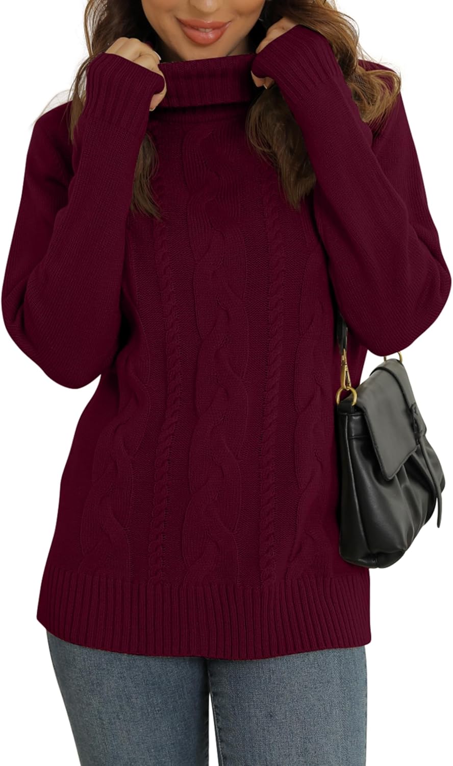 Sweter damski z wysoką stójką z plecionymi panelami i żebrowanym wykończeniem