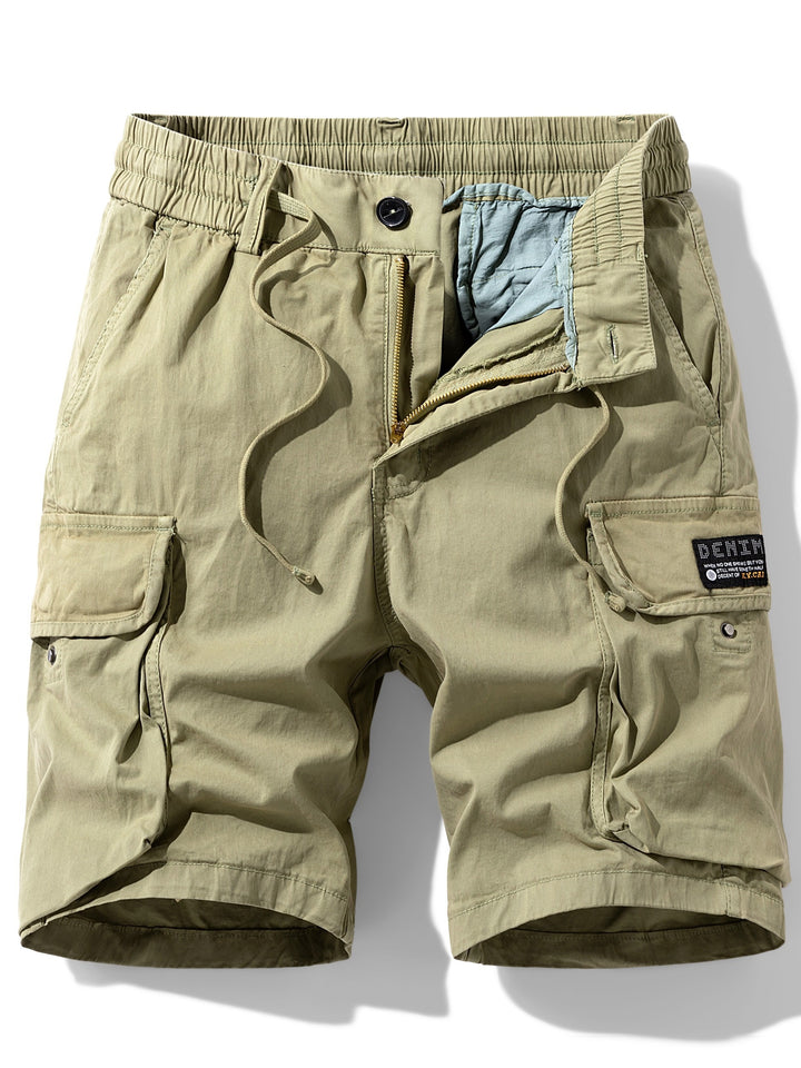 Szorty męskie z elastycznym pasem i kieszeniami bocznymi z klapką