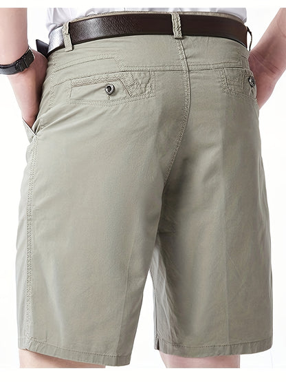 Szorty męskie z kieszeniami z klapką i prostym wykończeniem nogawek