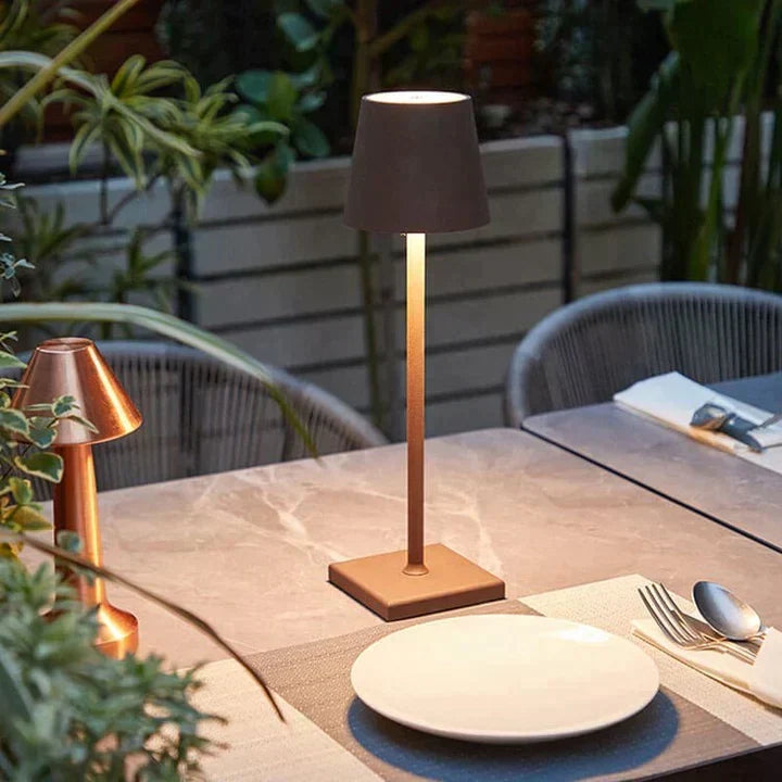 Bezprzewodowa lampa stołowa | Minimalistyczny design | Ściemnialne światło LED