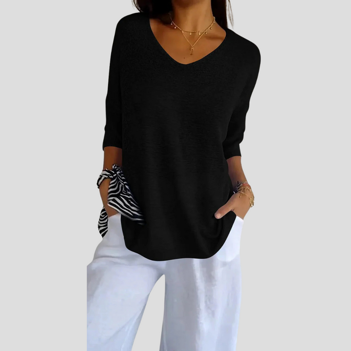 Sweter damski z dekoltem w serek – Casualowy styl z codziennym urokiem