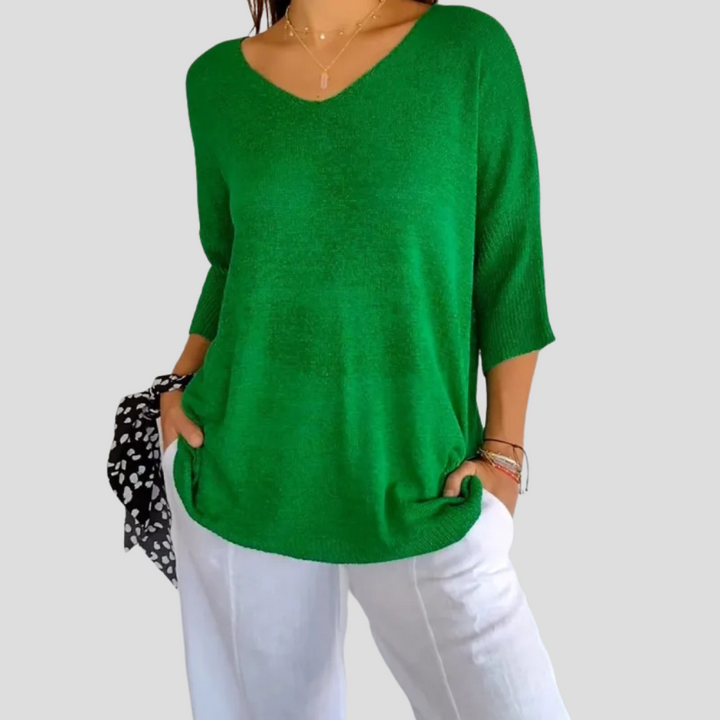 Sweter damski z dekoltem w serek – Casualowy styl z codziennym urokiem