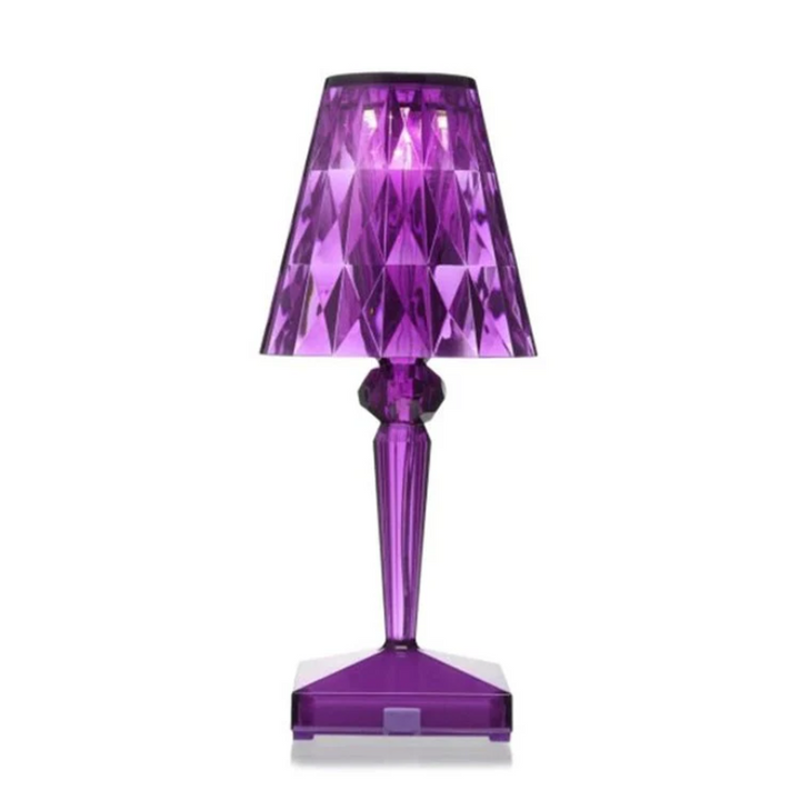 Szykowna lampa stołowa o kryształowym designie – CrystalLuxe